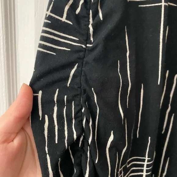 Black and cream maxi maternity dress - Picture 4 of 4